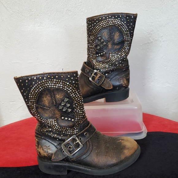 Frye Jenny Distressed Skull Studded Leather Boots with Buckle